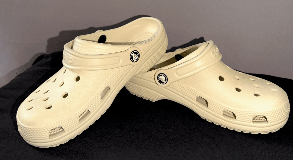 Crocs beige